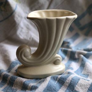 Vintage Shawnee Art Pottery Cornucopia Horn of Plenty Ceramic Vase